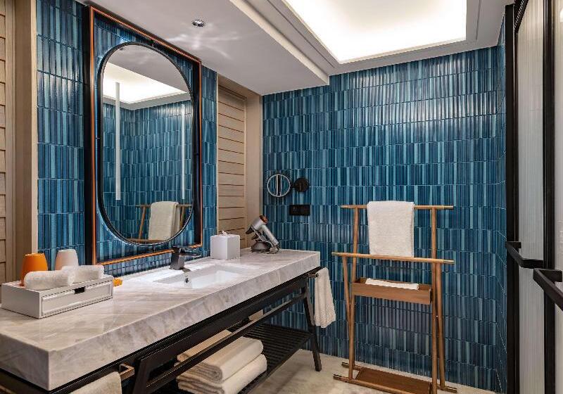 带大床的豪华间, Canopy By Hilton Hangzhou West Lake