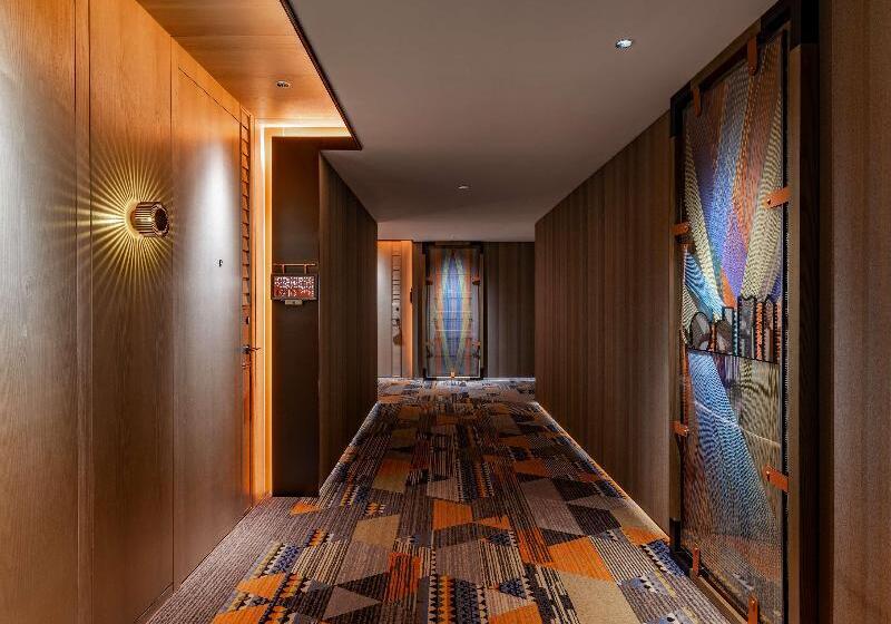 带大床的豪华间, Canopy By Hilton Hangzhou West Lake