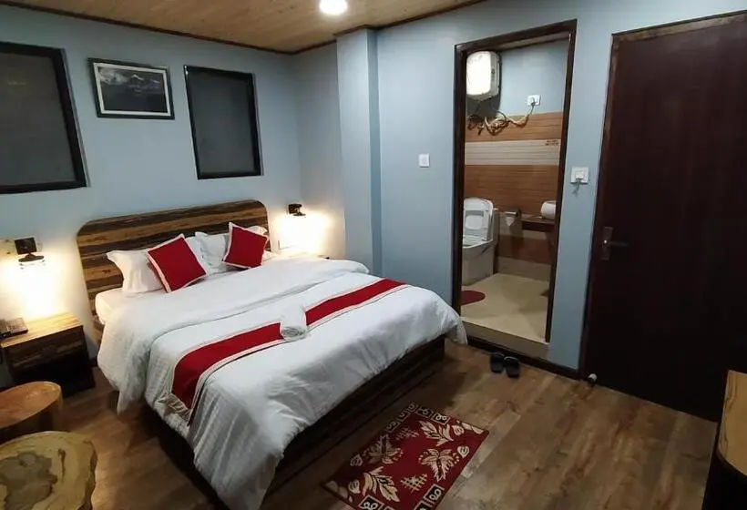 اتاق استاندارد با بالکن, Svr Inn