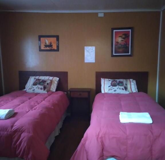 带共用浴室的标准房间, Hostal Geminis ,phillipi 653 Centro