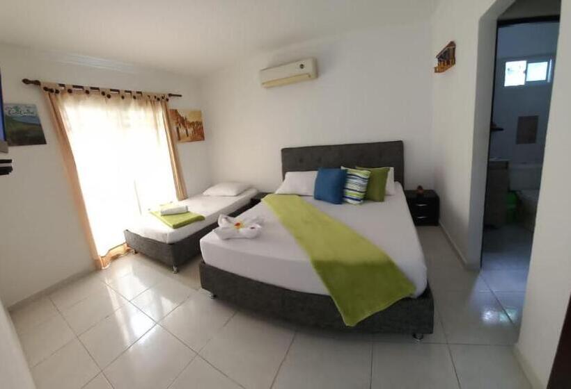 اتاق استاندارد سه نفره, Casa Cactus