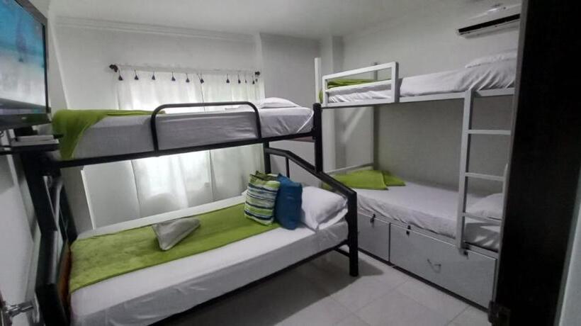 اتاق خانوادگی, Casa Cactus