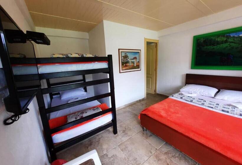 Standard Neljän Hengen Huone Puutarhanäkymä, Casa Quinta Salento