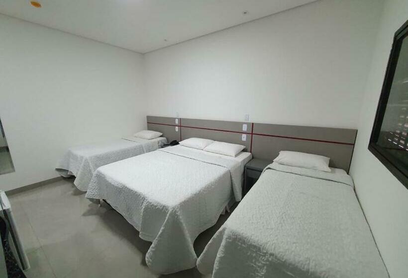 اتاق سوپریور چهار تخته, Villa Vaz