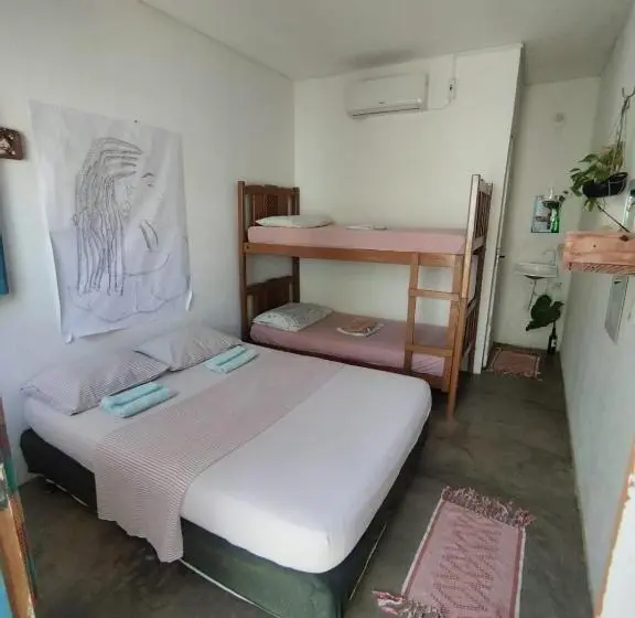 スイート, Hostel Flor Da Vida