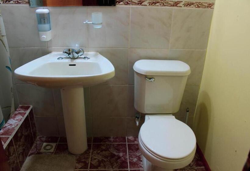 اتاق استاندارد چهار تخته, La Casona Caburgua