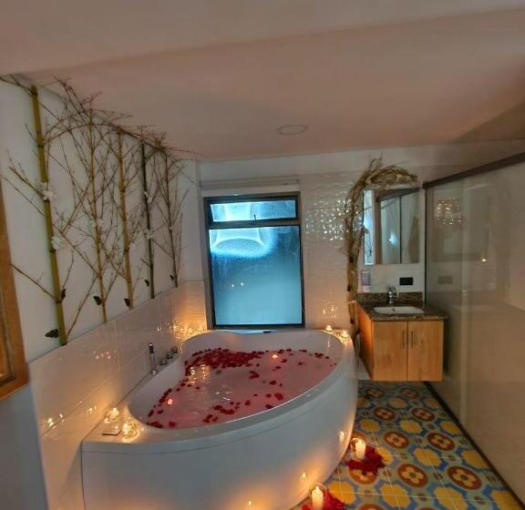 Люкс Повышенной Комфортности, The Rock Guatape