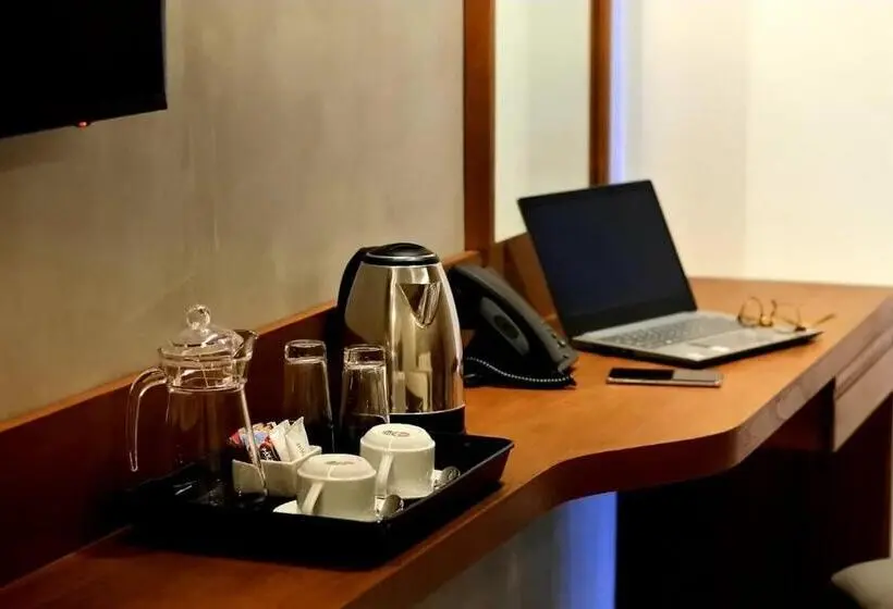 اتاق استاندارد با چشم‌انداز باغ, Kambaniru Beach Hotel And Resort