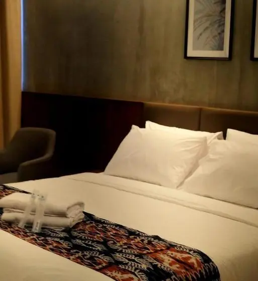 اتاق استاندارد با چشم‌انداز باغ, Kambaniru Beach Hotel And Resort