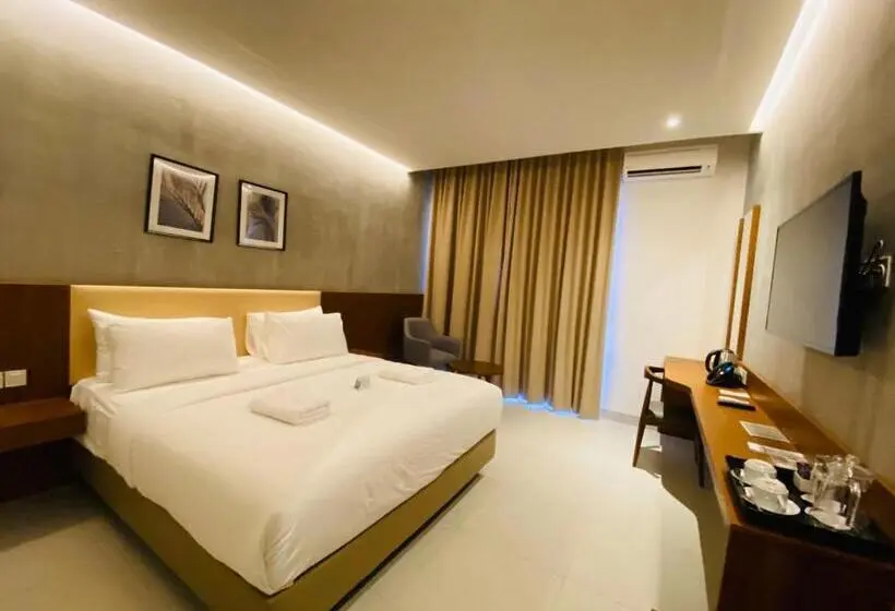 اتاق استاندارد با چشم‌انداز باغ, Kambaniru Beach Hotel And Resort