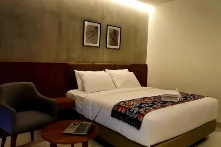اتاق لوکس با چشم‌انداز دریا, Kambaniru Beach Hotel And Resort