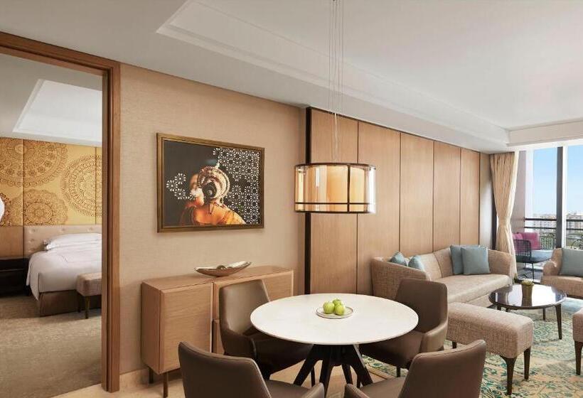 Апартаменты 1 Спальня с Балконом, Taj Wellington Mews Chennai