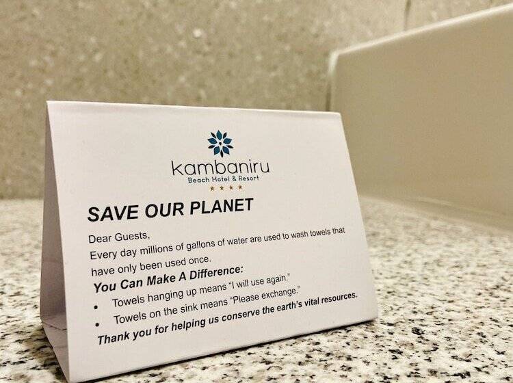 Номер Deluxe Вид на Море, Kambaniru Beach Hotel And Resort