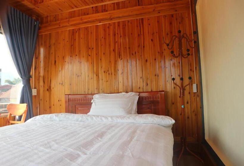 اتاق استاندارد با چشم‌انداز کوهستان, Mây Núi Homestay