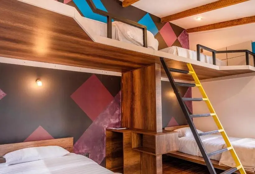 اتاق استاندارد چهارنفره با سرویس بهداشتی مشترک, The Grand La Paz Experience Hotel Boutique