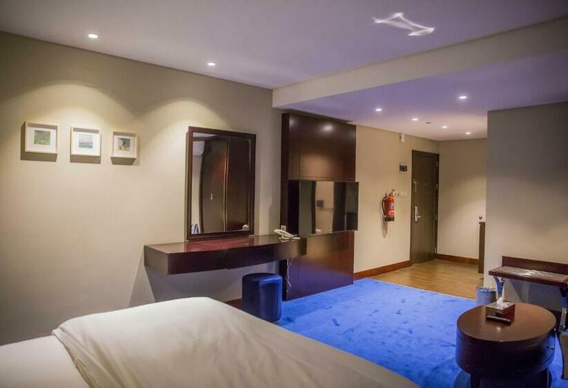 标准工作室, Al Aryam Serviced Apart