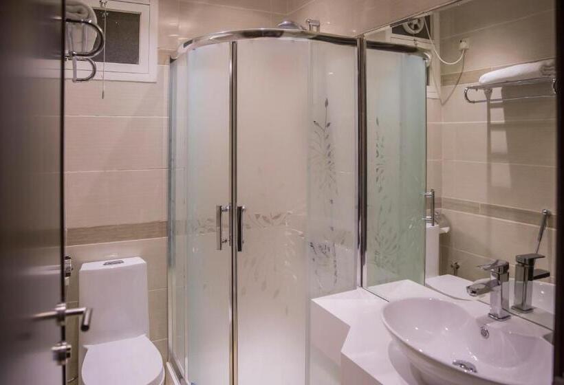 Полулюкс, Al Aryam Serviced Apart