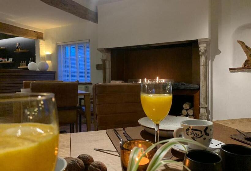 ガーデンビュースタンダード4ベッドルーム, B&b Leonie