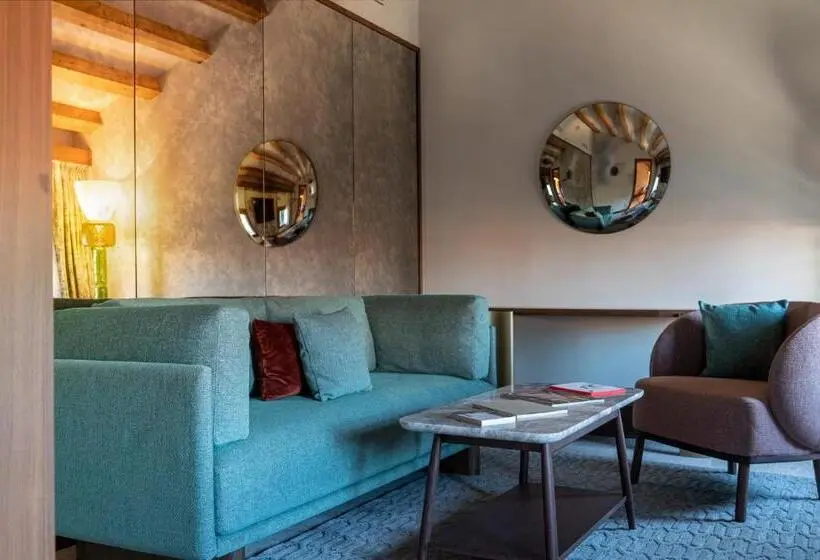 Executive Quadruple Room