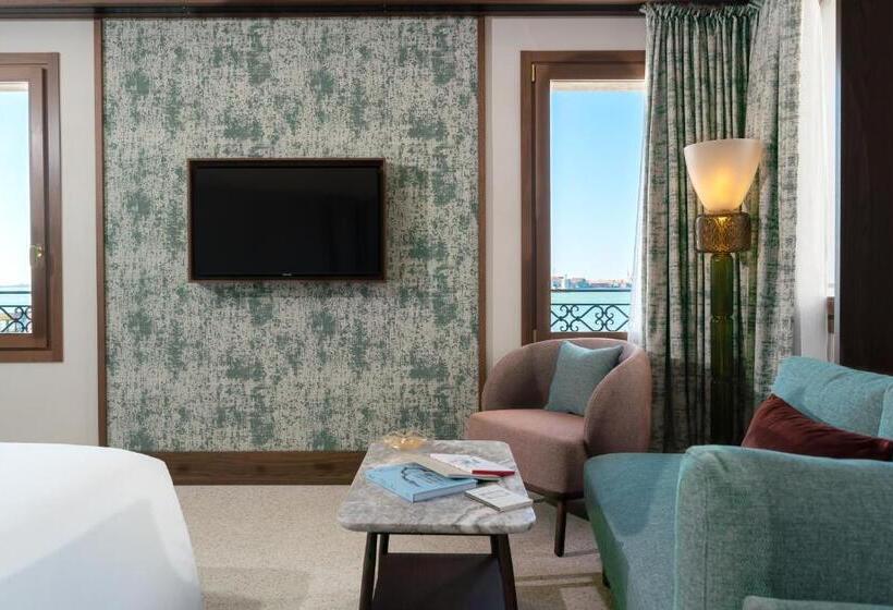 Suite with lake view, Ca Di Diosmall Luxury