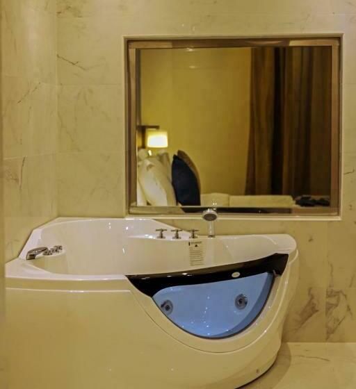 小型套房, Coupard