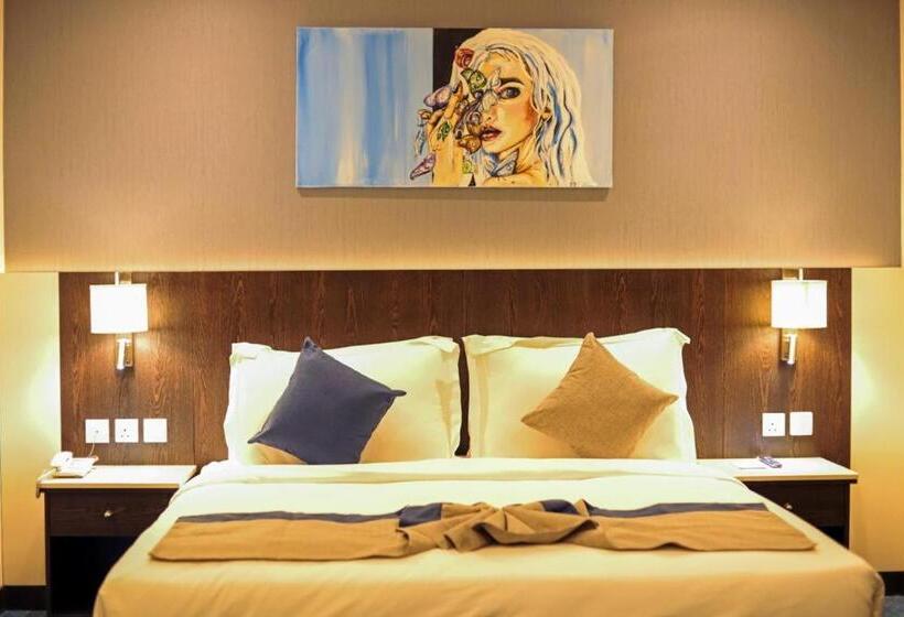 豪华单人间, Coupard