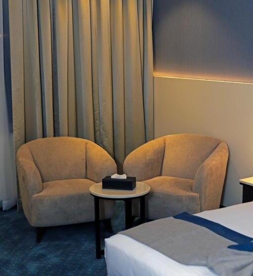 豪华单人间, Coupard