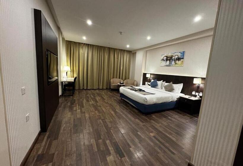 豪华单人间, Coupard