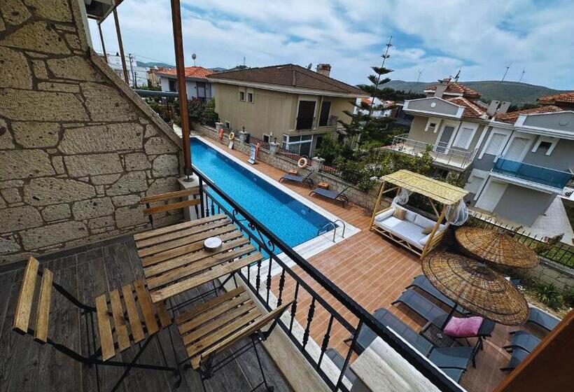 اتاق استاندارد با تخت بزرگ, Fizzio Alacati