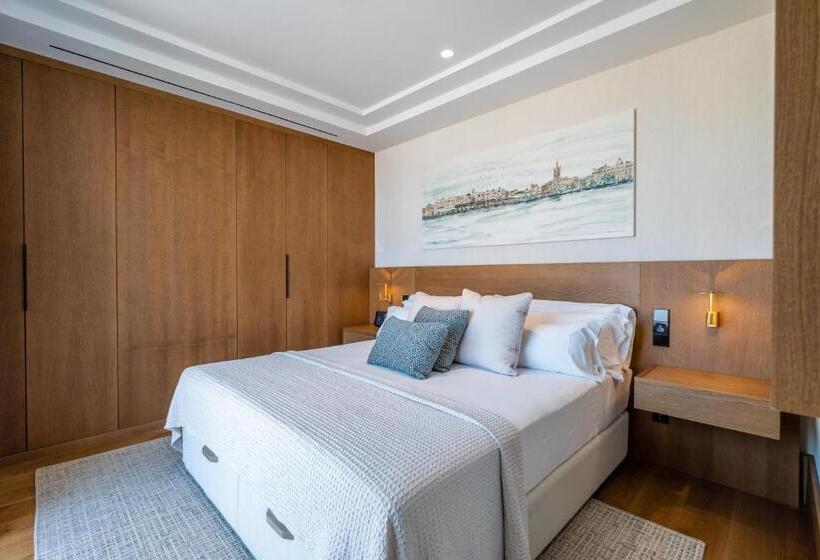 اتاق استاندارد سه نفره, Soho Boutique Equitativa