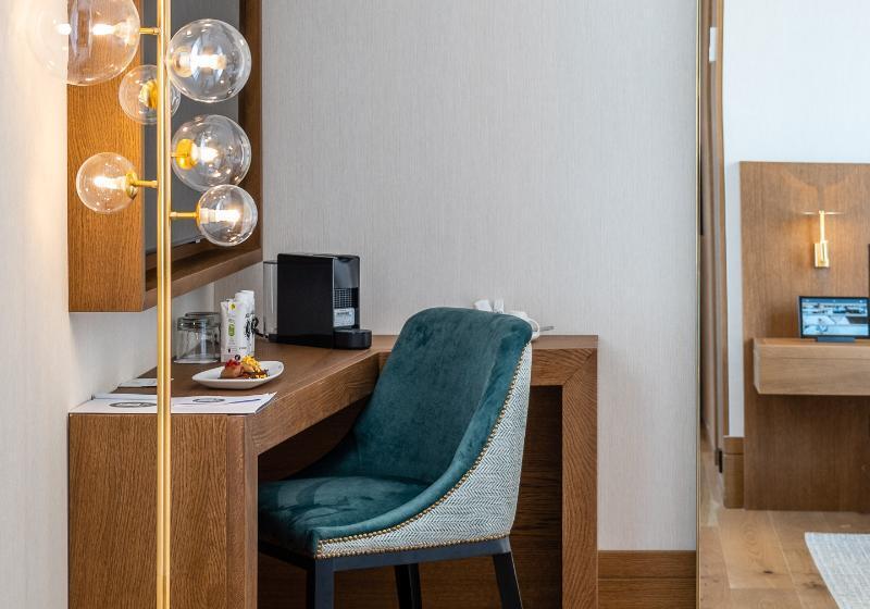 سوییت جونیور, Soho Boutique Equitativa