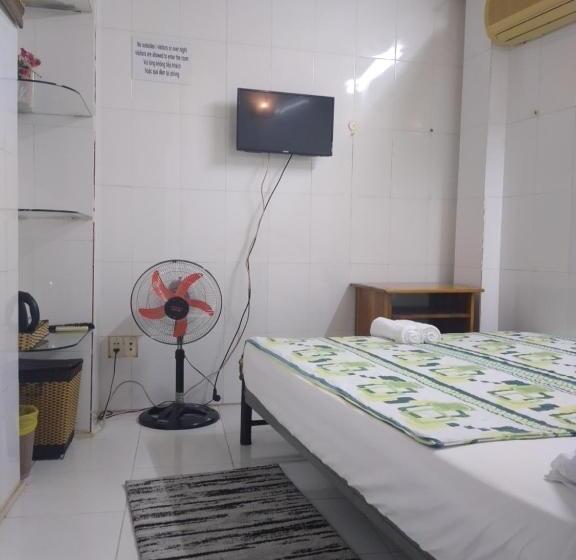 اتاق اکونومی, Guest House Uttrang