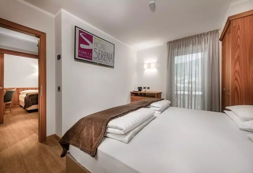 اتاق خانوادگی, Family Hotel Serena