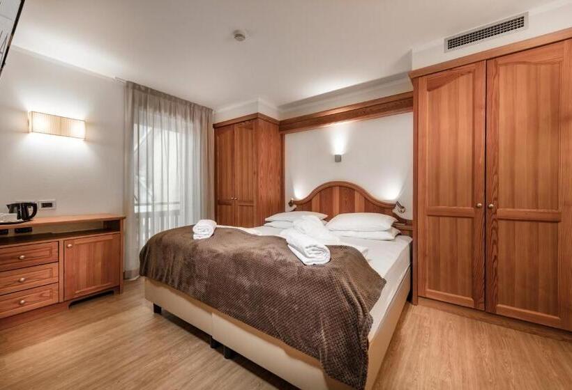 수피리어 패밀리 룸, Family Hotel Serena