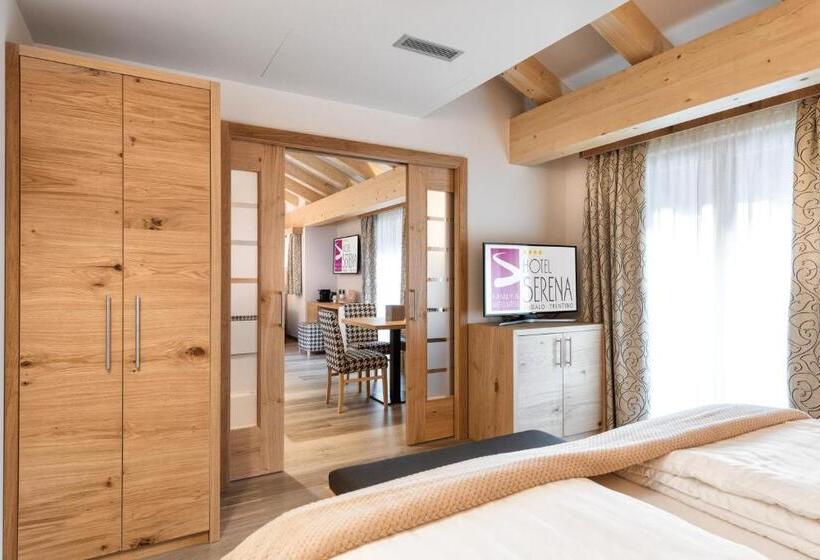 패밀리 스위트, Family Hotel Serena