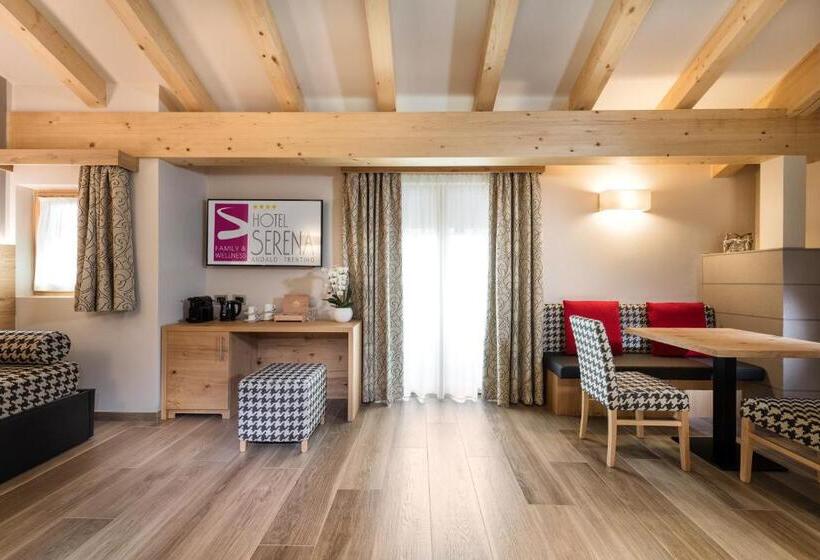 패밀리 스위트, Family Hotel Serena