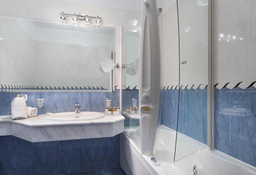 Номер Superior Вид на Море, Gabbiano Azzurro Hotel & Suites