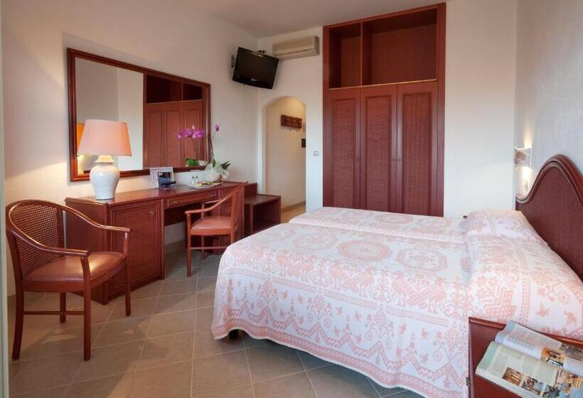 Номер Стандарт, Gabbiano Azzurro Hotel & Suites