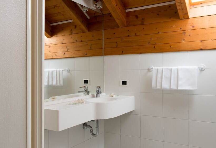 스탠다드 스튜디오, Apartments Boè