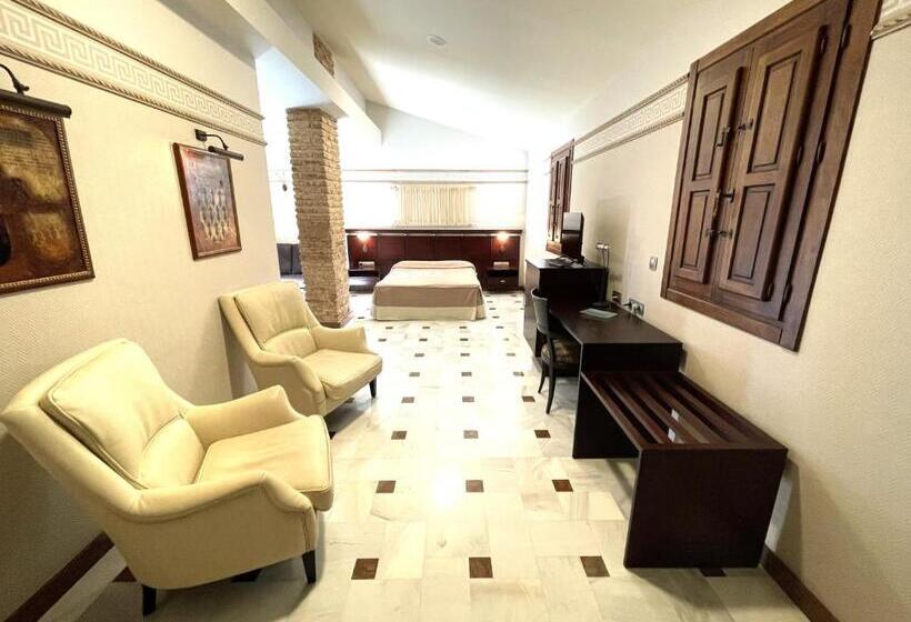 סוויטה, Don Miguel Plaza