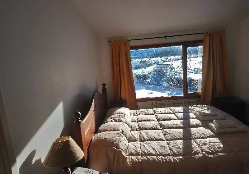 اتاق استاندارد سه نفره, Hosteria Via Rondine