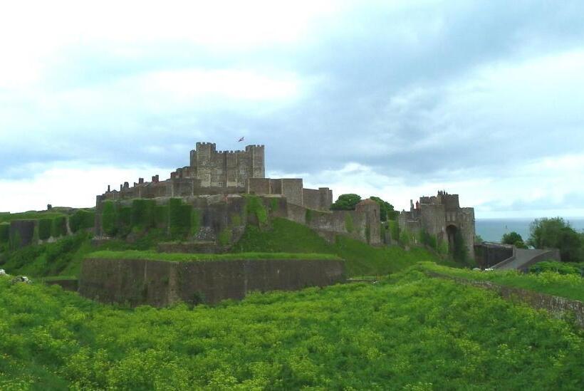 패밀리 룸 가든 전망, Maison Dieu Guest House