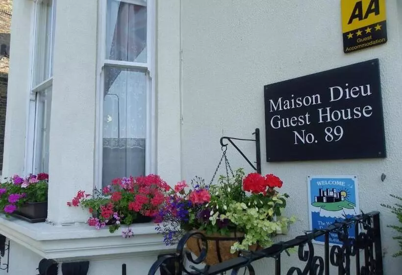 ガーデンビューデラックスルーム, Maison Dieu Guest House