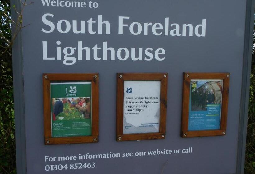 Standard room with outdoor bath, Maison Dieu Guest House