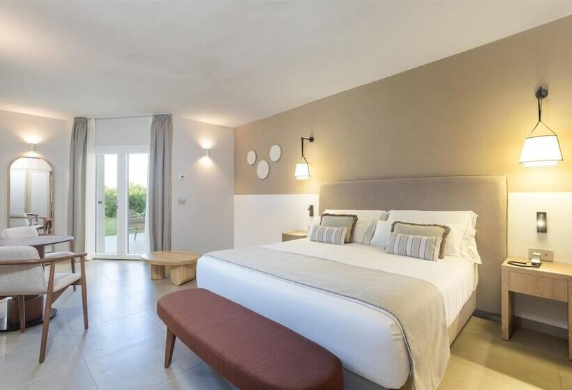 Номер Superior Вид на Море, Mangias Sardinia Resort