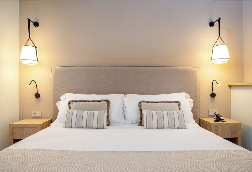 اتاق سوپریور با چشمانداز دریا, Mangias Sardinia Resort