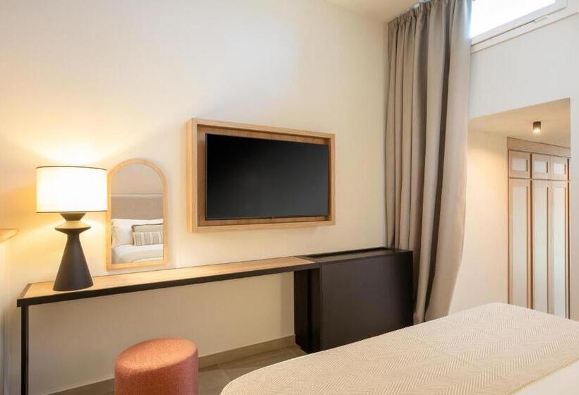 Triple Room Sea View, Mangias Sardinia Resort