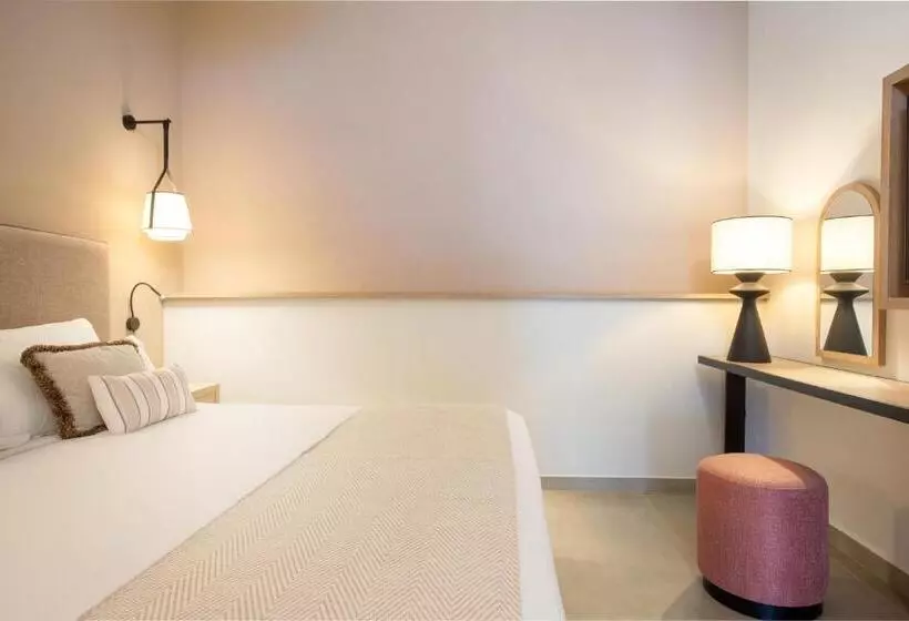 スイート, Mangia’s Sardinia Resort