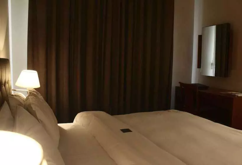 اتاق استاندارد, Plaza Hotel Beirut