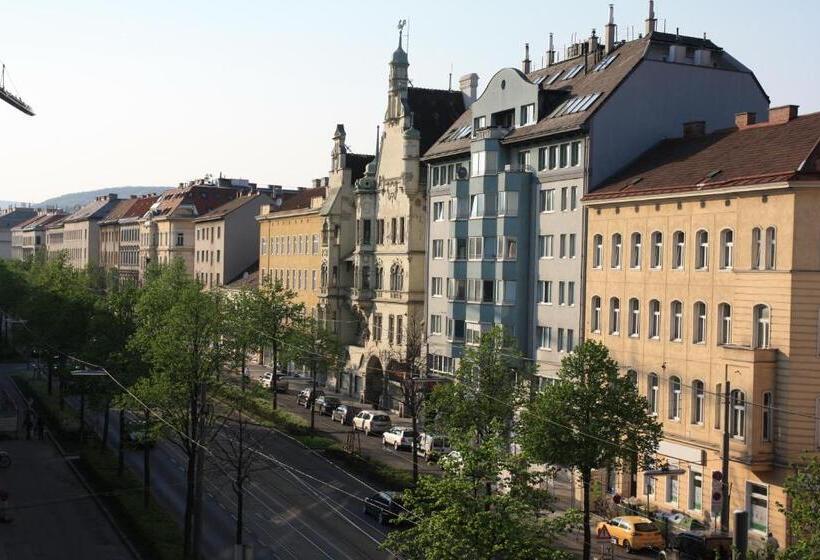 غرفة قياسية, Senator Hotel Vienna